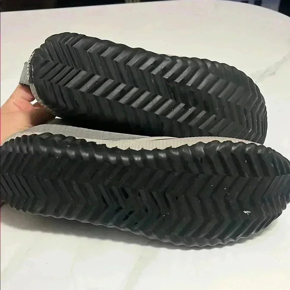 Sorel Gray and Black Waterproof Boots - Picture 5 of 6